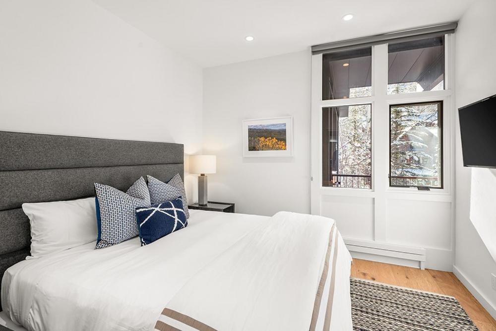 Holiday home Fifth Avenue 303, Newly Remodeled, Light-filled 3 Bdr Condo, Close To Slopes *