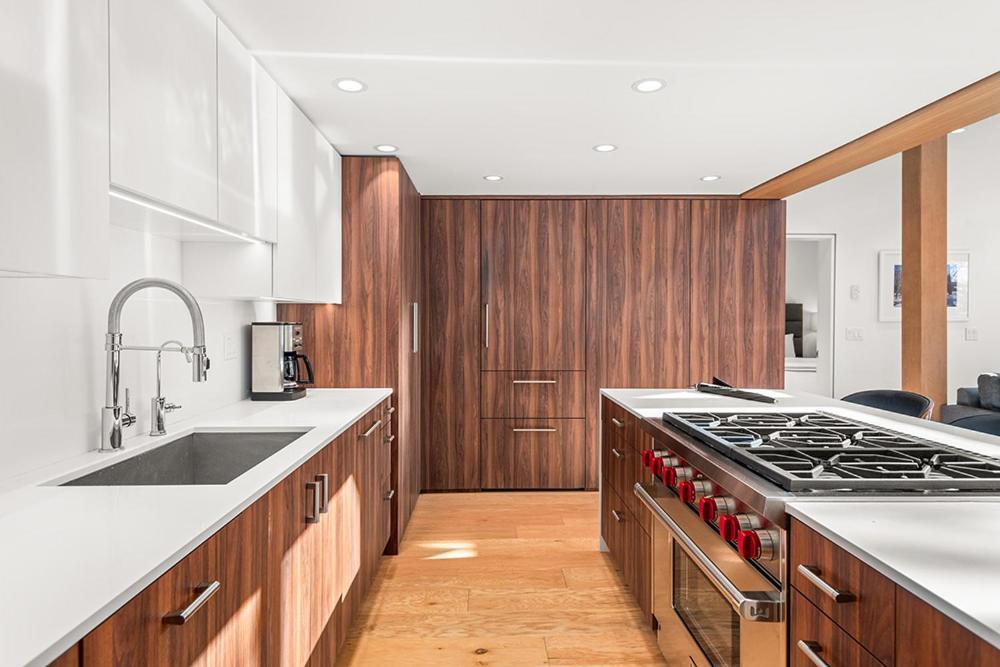 Fifth Avenue 303, Newly Remodeled, Light-filled 3 Bdr Condo, Close To Slopes *